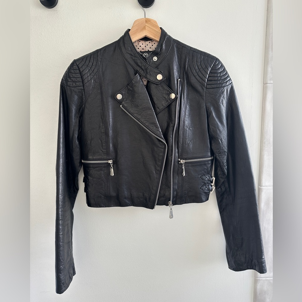 Cropped leather black jacket size XS